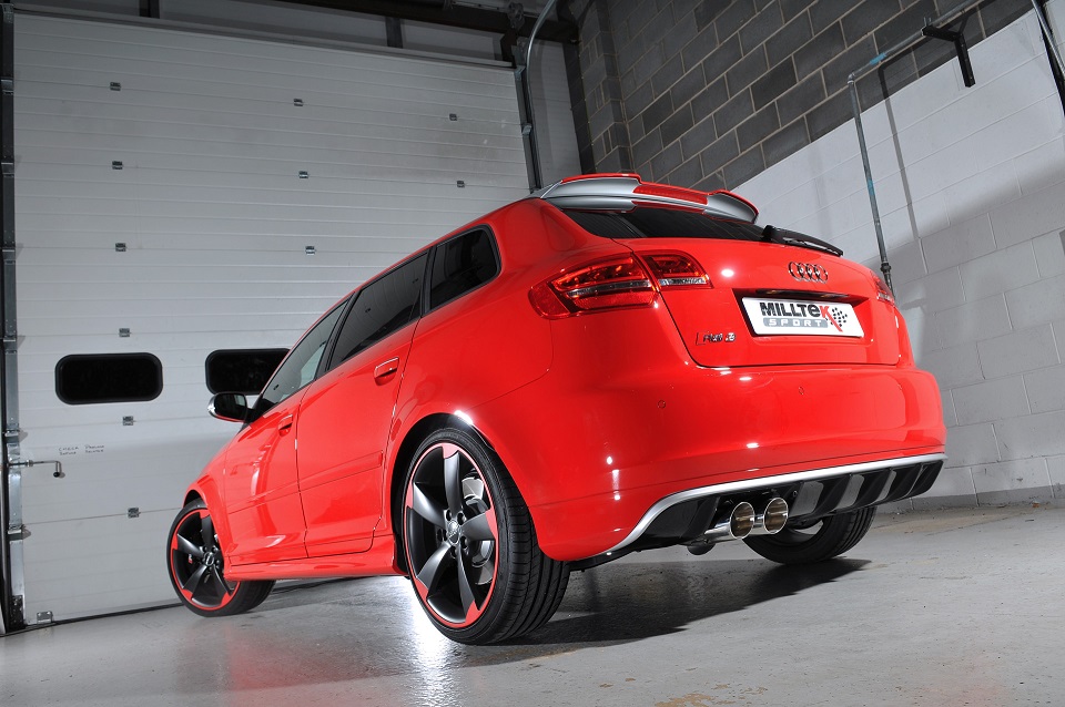 Milltek Audi RS3 8V S tronic cat-back systeem met dubbele zwarte