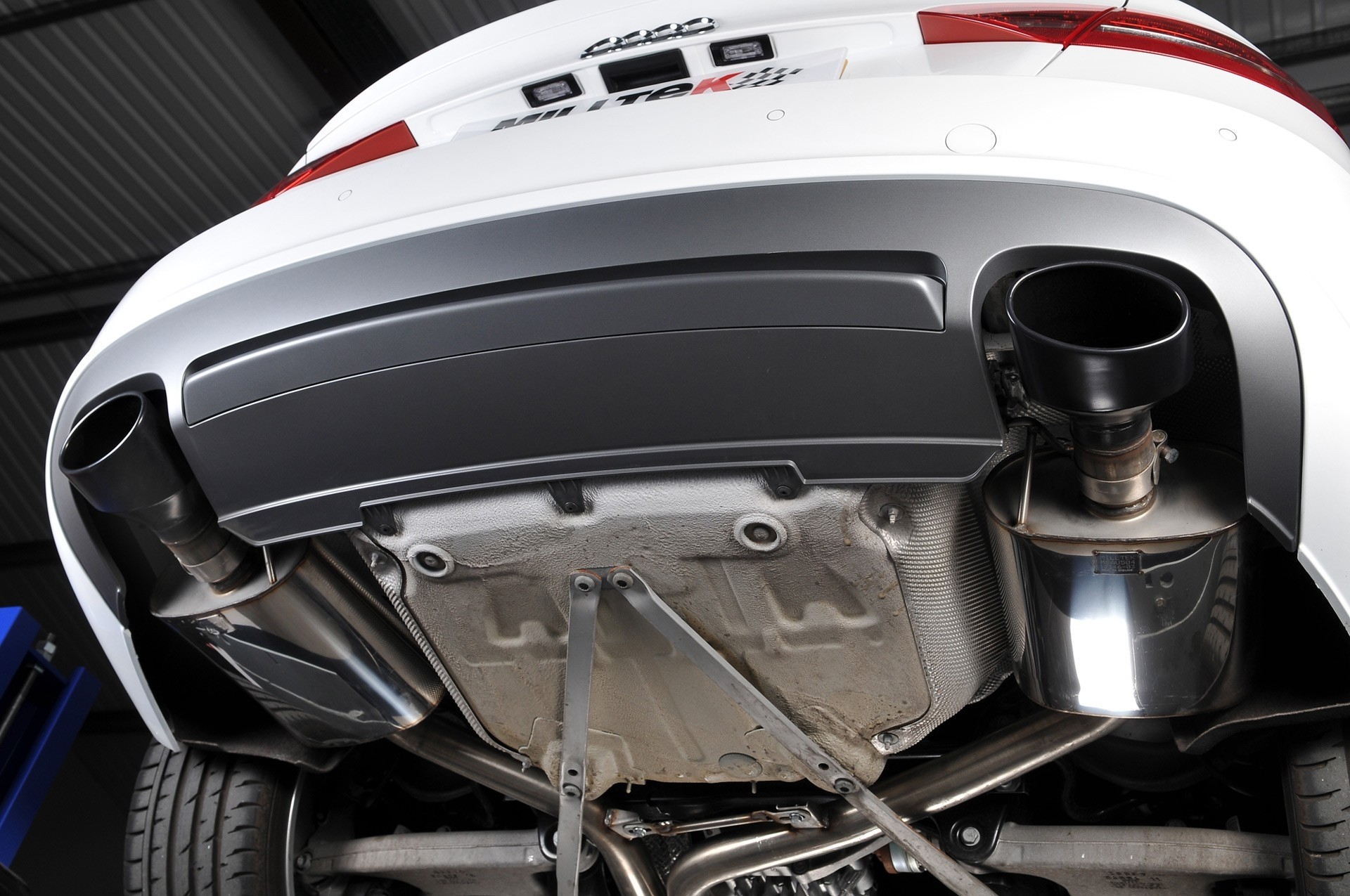 Milltek Audi S4 B8 3.0 V6 Supercharged dual cat-back systeem met